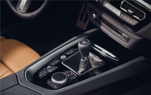 情怀大于销量!宝马计划取消高性能手动挡车型