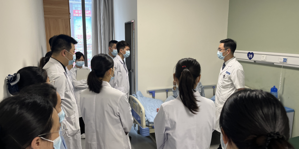 怎么装青光眼糖尿病小伙患难治性青光眼，神奇“阀门装置”控制病情_https://www.jmylbn.com_新闻资讯_第1张