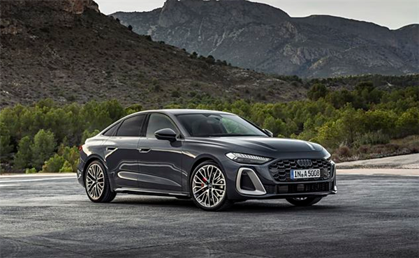 打破BBA“上新停老”惯例!一汽奥迪A5L将与现款A4L同堂销售