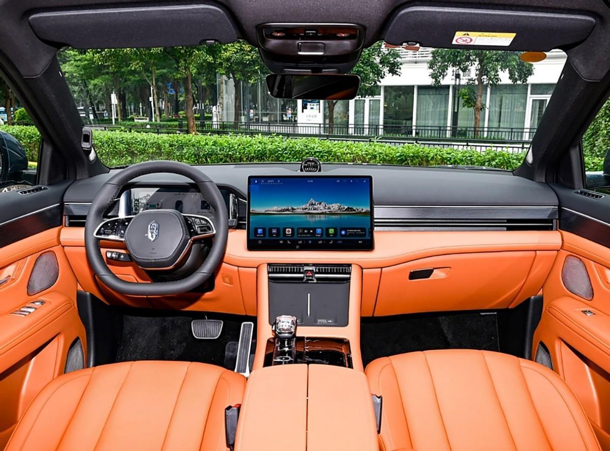 粤港澳车展新车 问界M7/奔驰E级插混/宝马X1