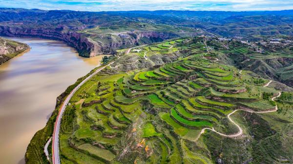 黄河一号旅游公路临汾段。 临汾市委网信办 供图