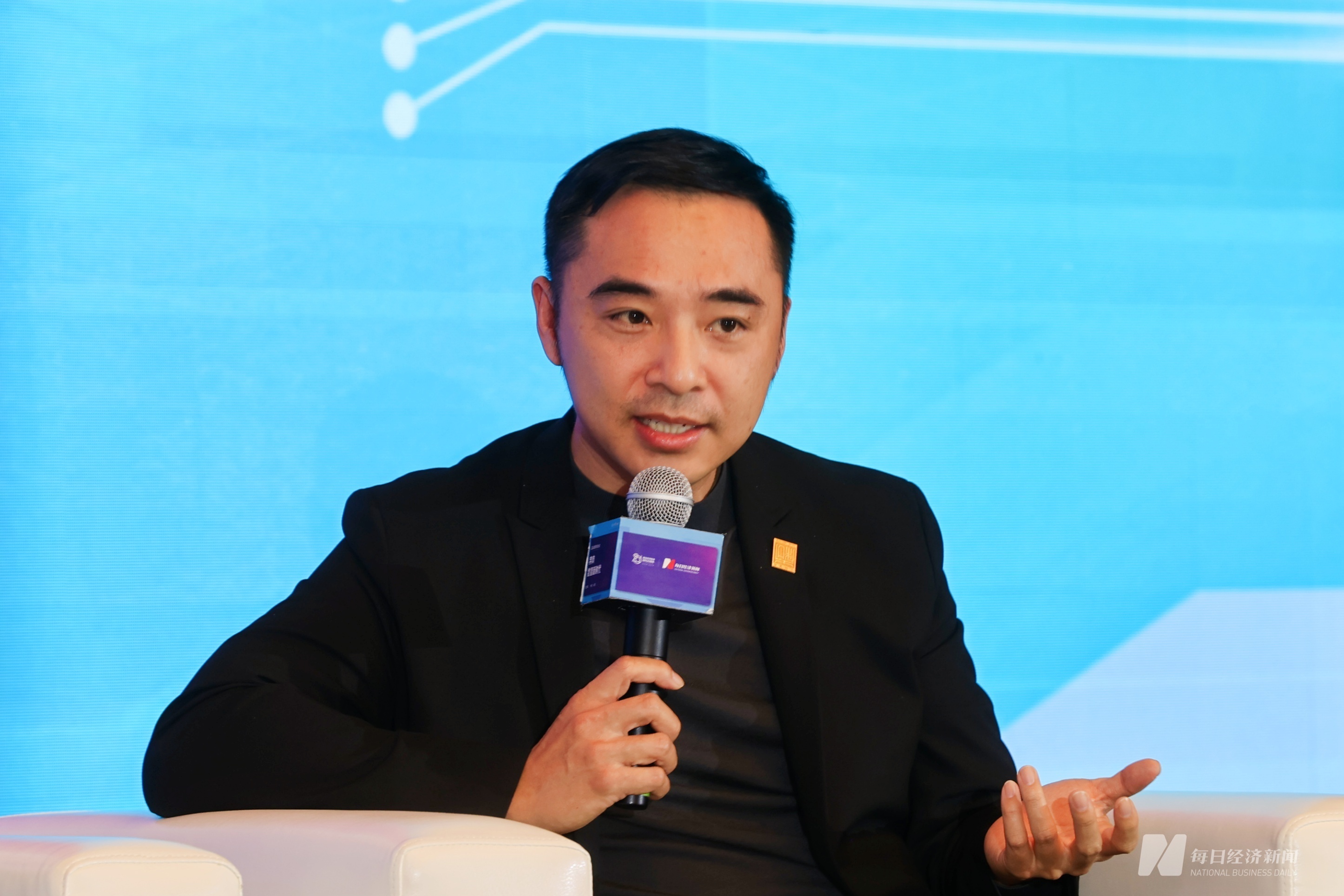 完美世界伊迪:游戏是前沿数字技术的最佳实验场,AIGC在游戏和文创设计领域前景广阔_凤凰网