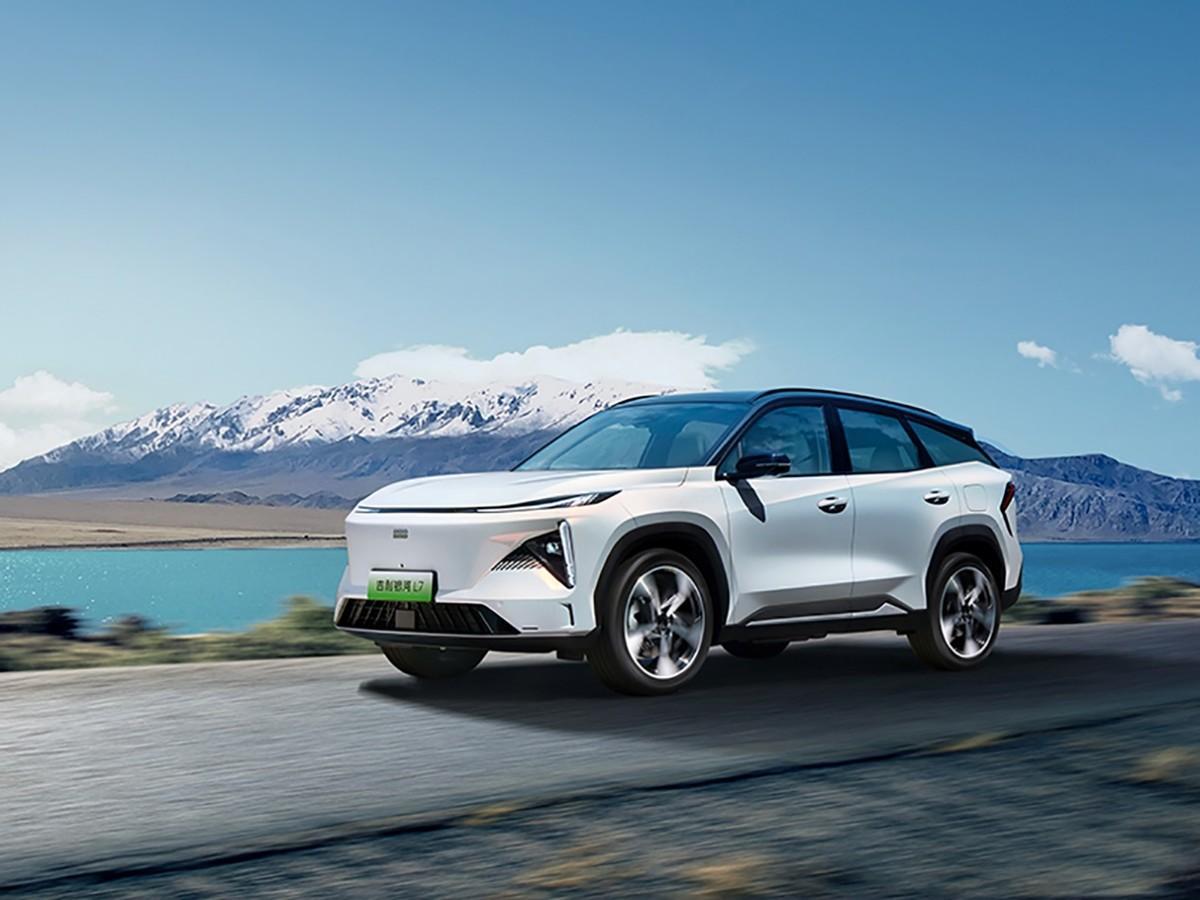 混动家用SUV成为主流 怎么选更实用?东风风神L7对比银河L7