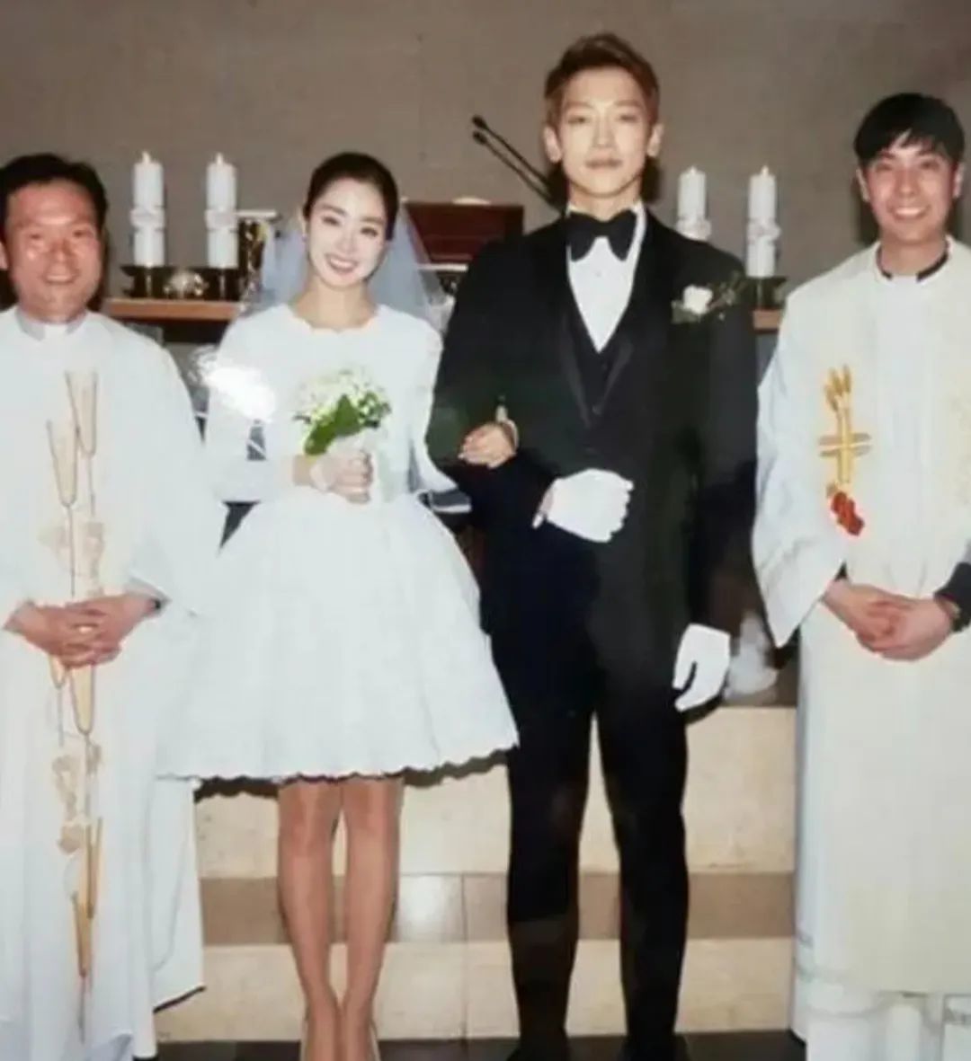 还记得表情包里的权律二吗？这是长残了？