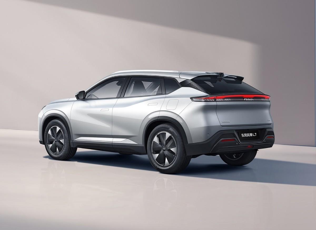 混动家用SUV成为主流 怎么选更实用?东风风神L7对比银河L7