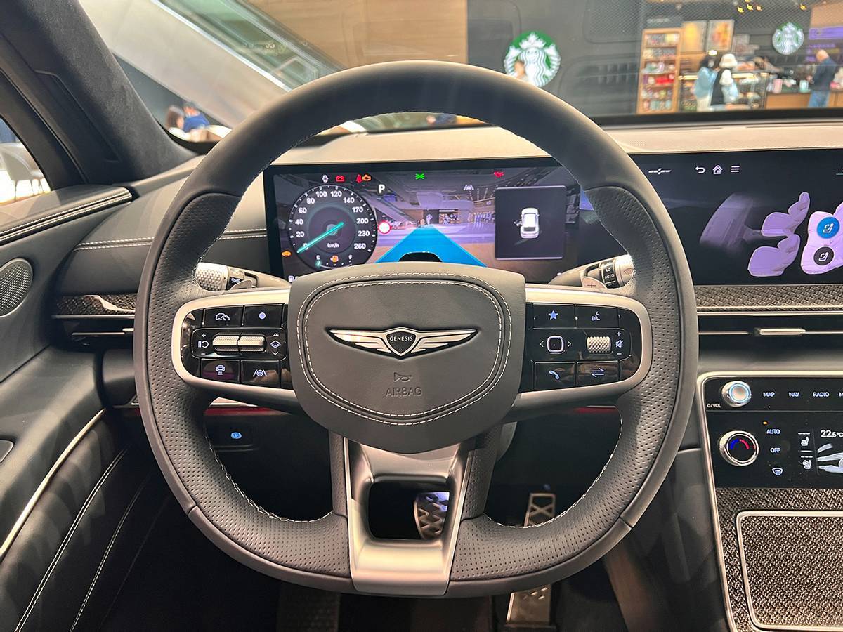 如何说服新贵们购买一台捷尼赛思?试试这款GV80轿跑