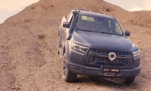 480N·m低扭秒杀硬派越野车!长城炮2.4T柴油版预售:17.98万起