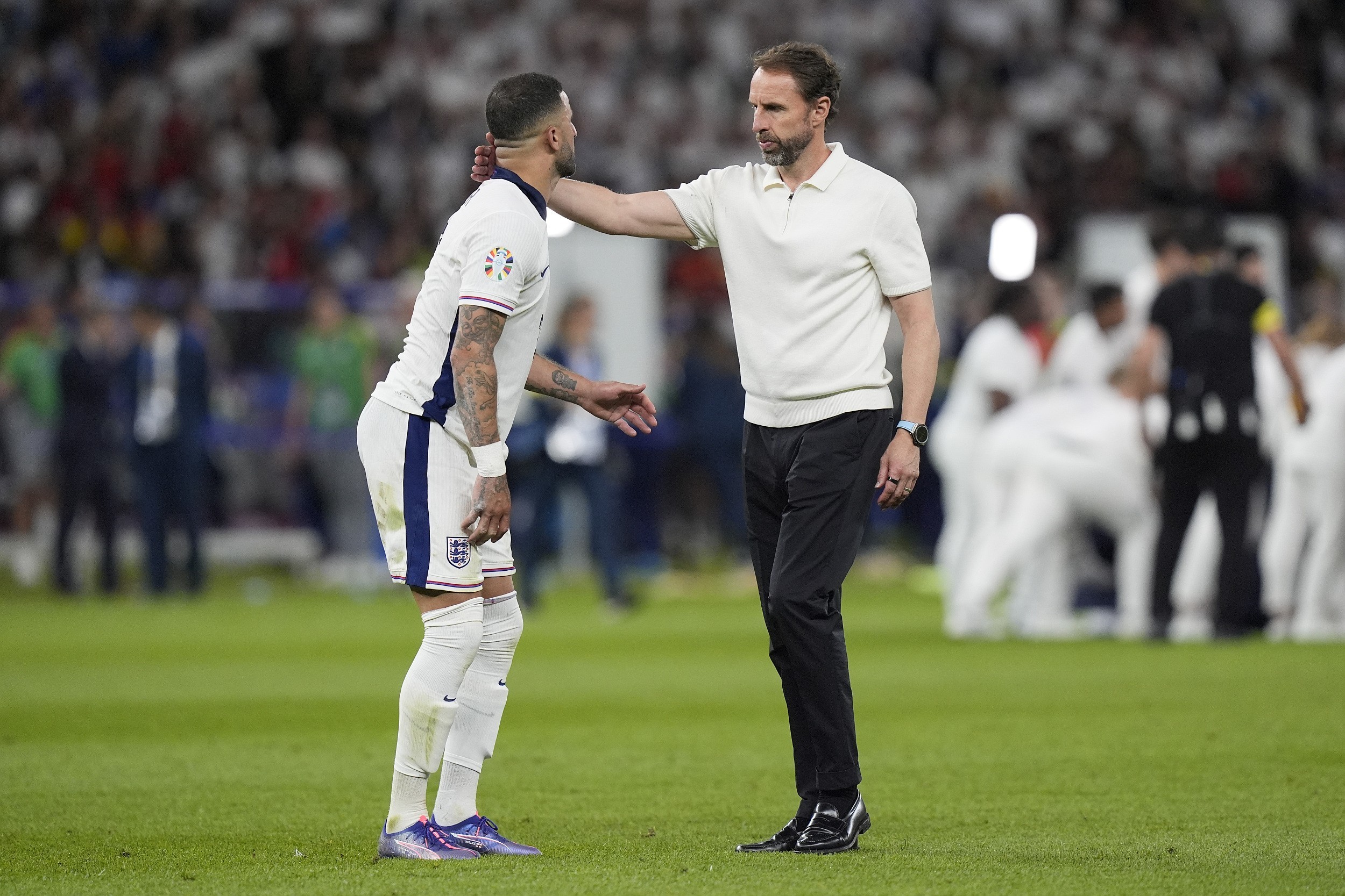 热议西班牙夺冠：七战七胜无争议，南门缺德帅的战术多元_凤凰网