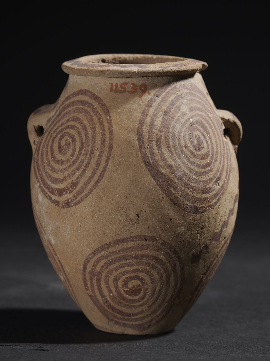 水纹陶罐,陶,前王朝时期(约公元前5300-3000年),埃及国家博物馆