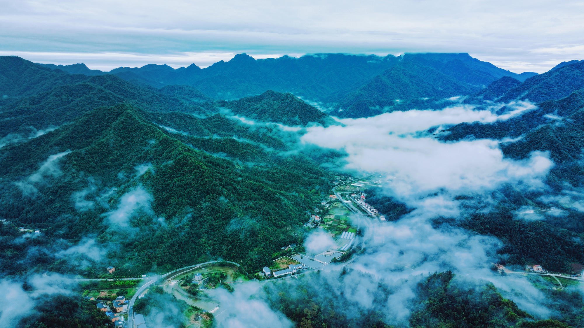 十堰市茅箭区茅塔乡航拍图（央广网发 十堰市茅箭区融媒体中心供图）