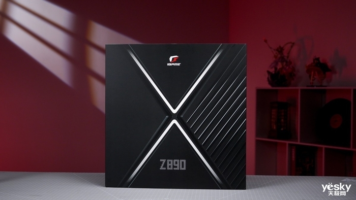 是用料旗舰 也是新一代性能旗舰 iGame Z890 VULCAN X V20主板评测