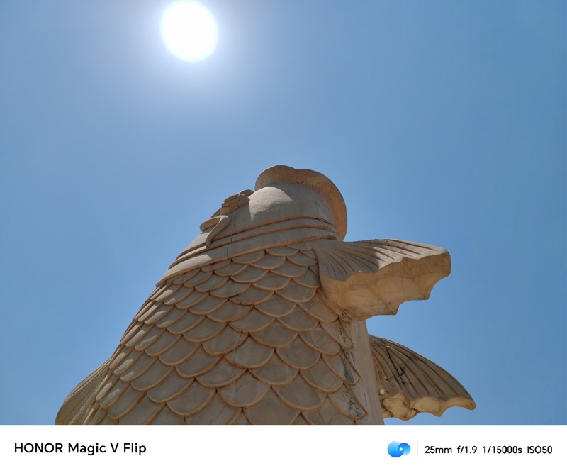 荣耀首款小折叠!荣耀Magic V Flip评测:4英寸超大外屏我能玩一天