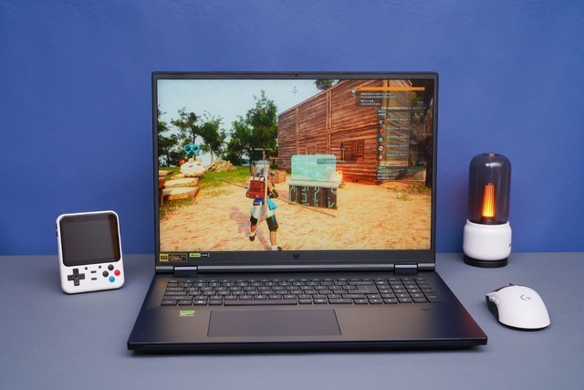 上手体验2024款掠夺者战斧18:14代i9+RTX 4090的顶级游戏神器