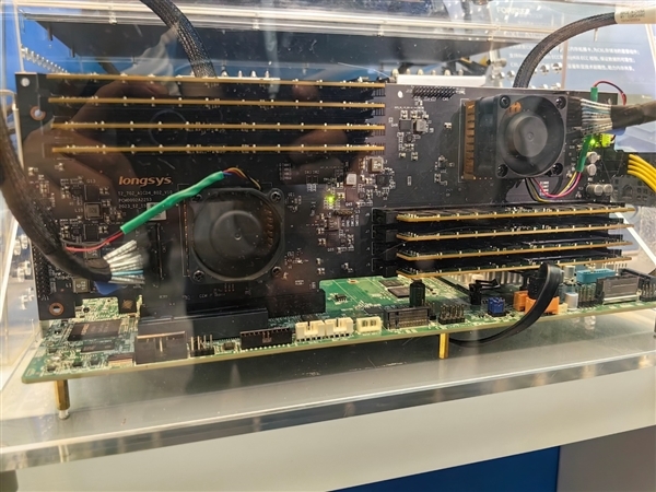 QLC闪存玩出新境界!江波龙全球首发用于eMMC 意义深远