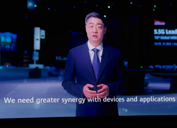 5G-A与AI带来创新发展空间,华为打造MBB商业新范式