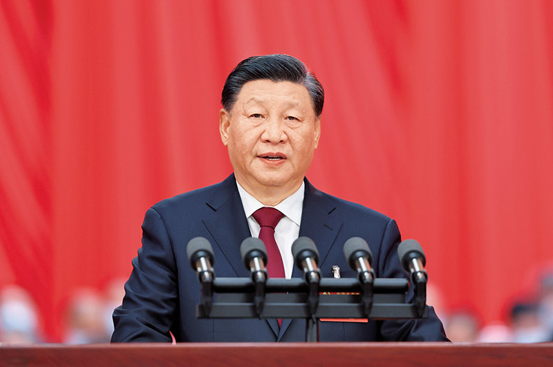 2022年10月16日，中国共产党第二十次全国代表大会在北京人民大会堂开幕。习近平代表第十九届中央委员会向大会作报告。 新华社记者 姚大伟/摄