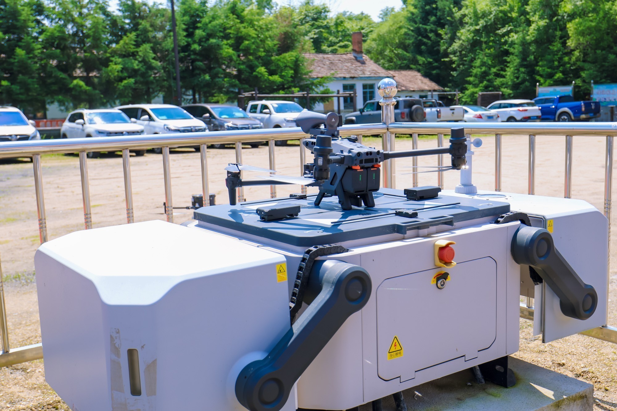 展现科技的力量 大疆无人机助力林业守护绿水青山