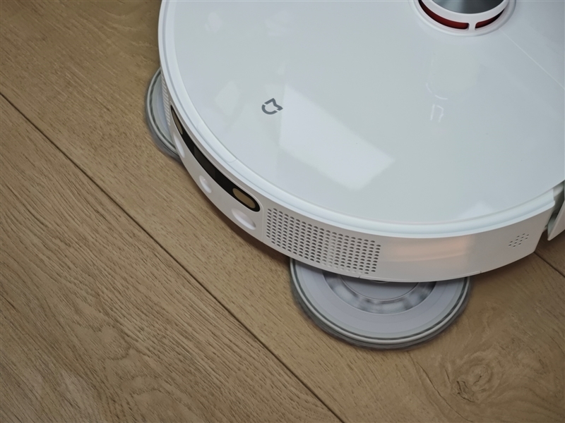 万帕吸力亲民价位 米家扫拖机器人M40评测:高性价比懒人清洁神器