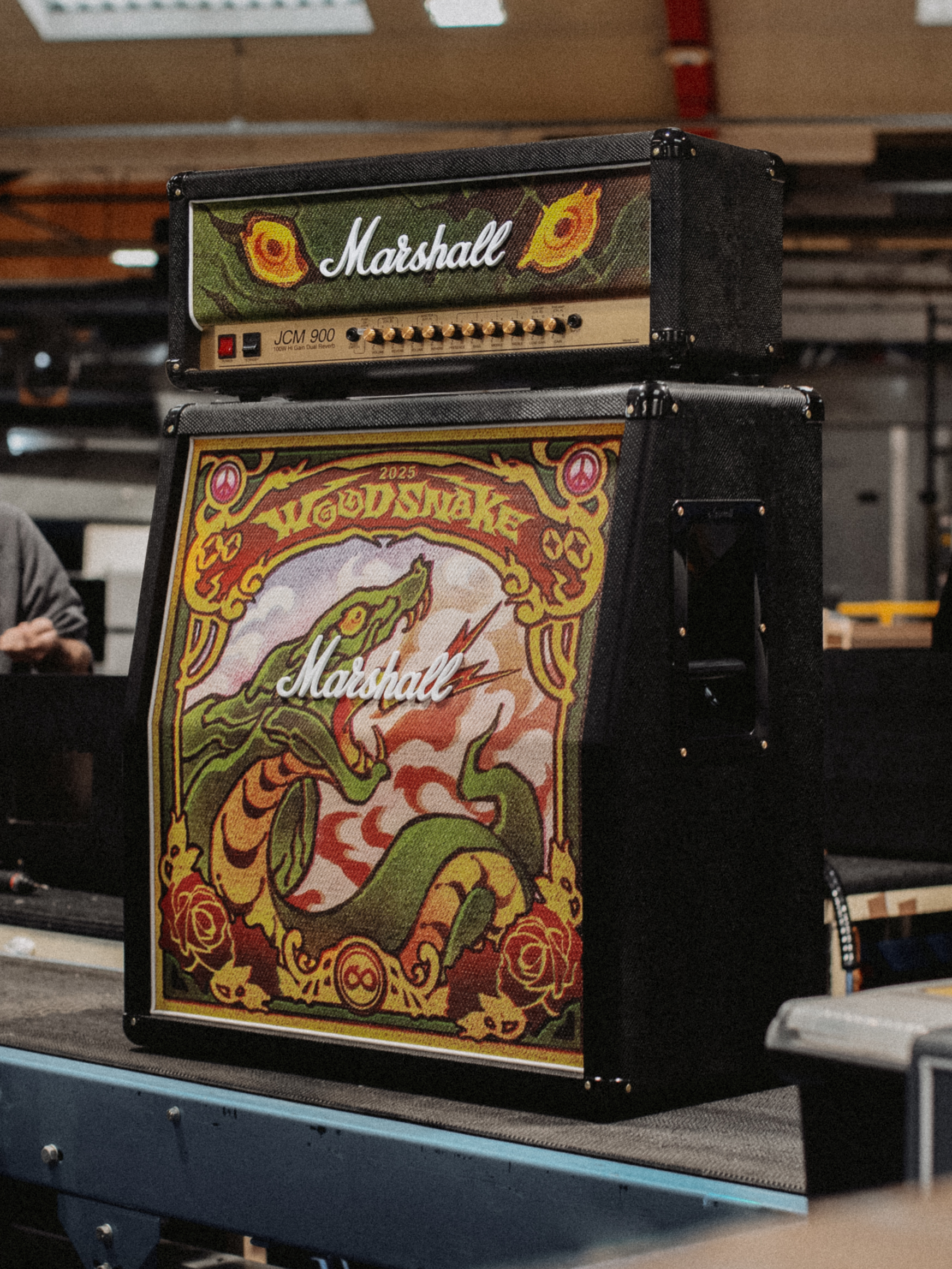 Marshall_JCM900_01.jpg