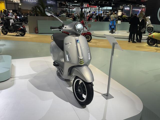 VESPA PRIMAVERA TECH ELETTRICA 70
