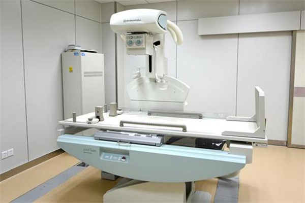 DR机怎么放在胃肠机和悬吊动态DR之间，如何选择适用于医院的检查设备？_https://www.jmylbn.com_新闻资讯_第2张