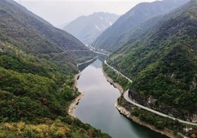 这是位于留坝县境内的水磨河。记者 张斌 摄