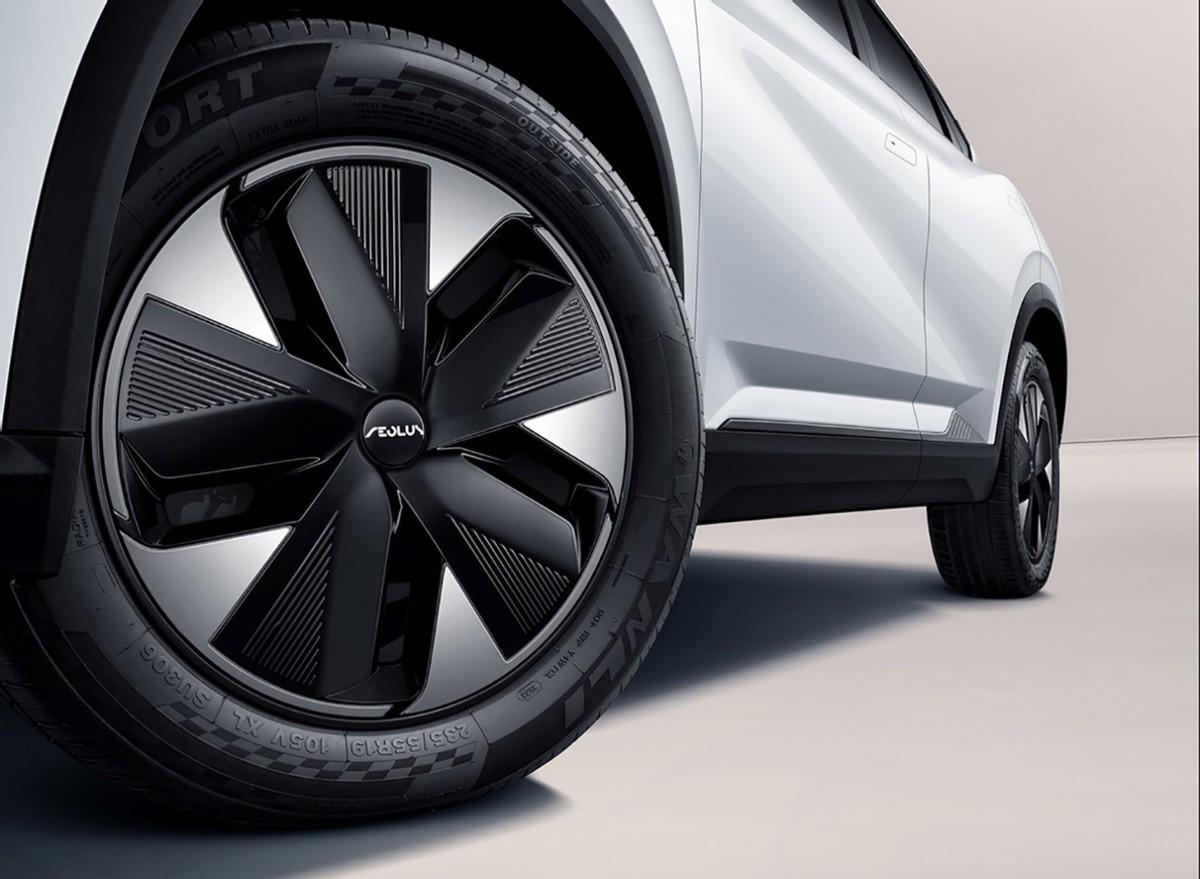 混动家用SUV成为主流 怎么选更实用?东风风神L7对比银河L7