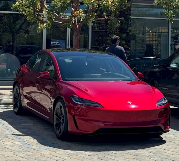 全新特斯拉Model 3高性能版上市在即:部分动力细节曝光