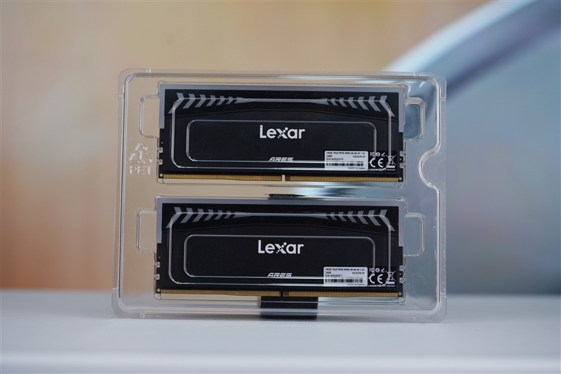 唯一获得SK海力士官方认证!雷克沙ARES RGB DDR5 8000 32GB套条内存评测:买得起的高端旗舰内存