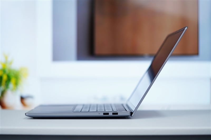 Redmi Book Pro 16 2024笔记本评测:70W全能释放 刷新轻薄本上限