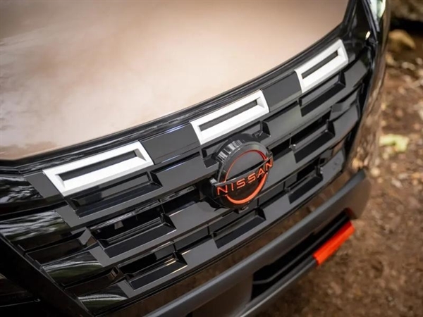 日产最野性城市SUV 奇骏Rock Creek特别版官图:三缸也能玩沙漠