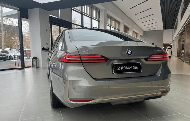 被央视315点名后,4月销量持续低迷,宝马5系遭到反噬了