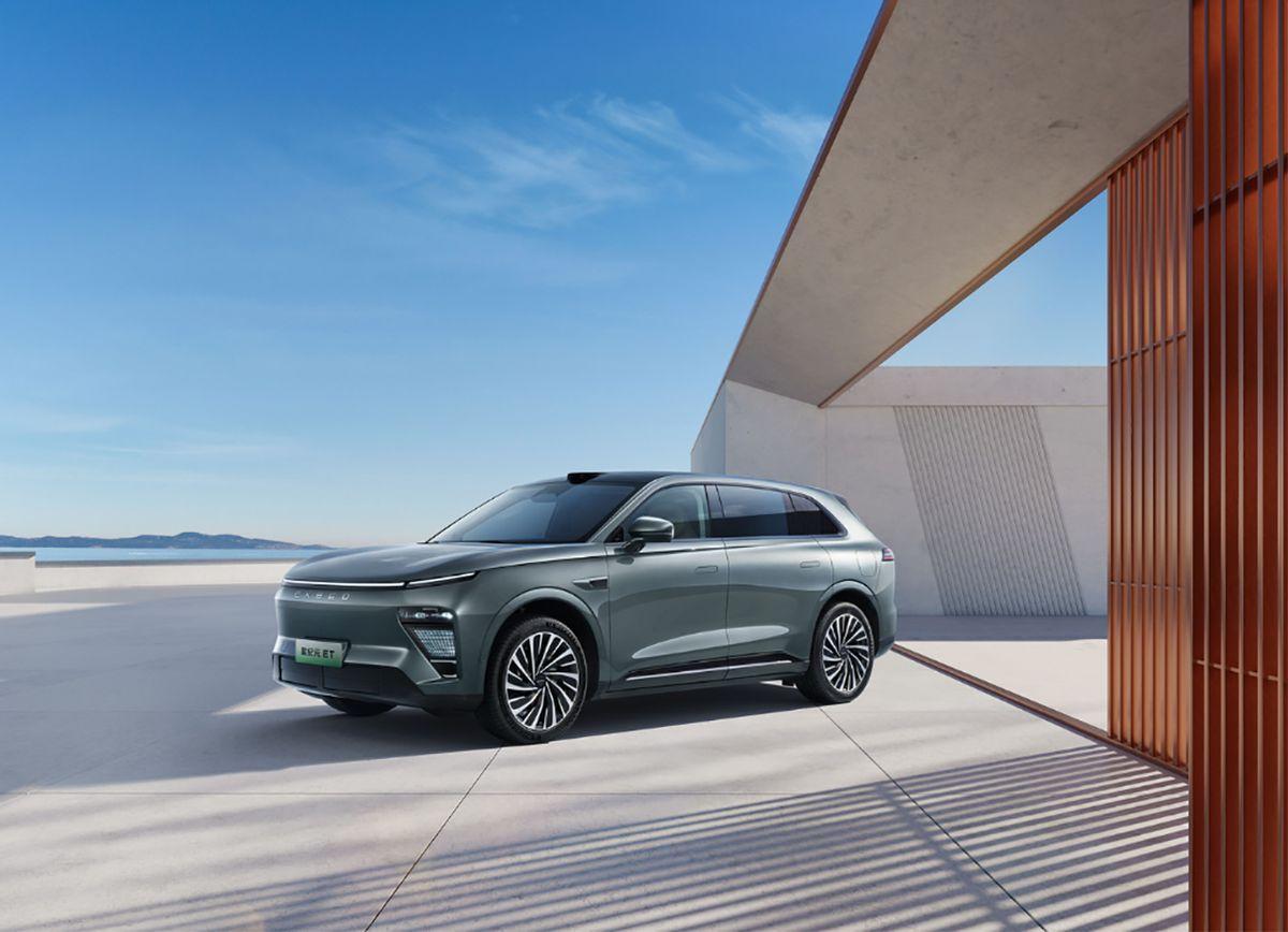 混动SUV 120km/h油耗测试:哪吒L第一,问界M9比宋PLUS还省油