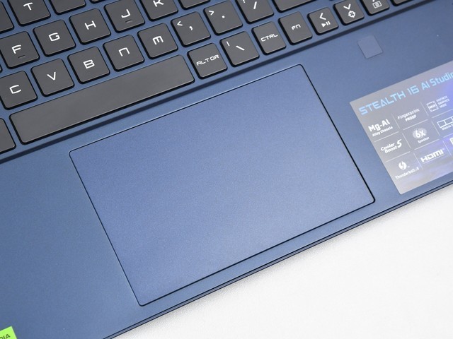 上手体验微星绝影16 AI Studio 2024:做工精湛 性能强悍的AI PC