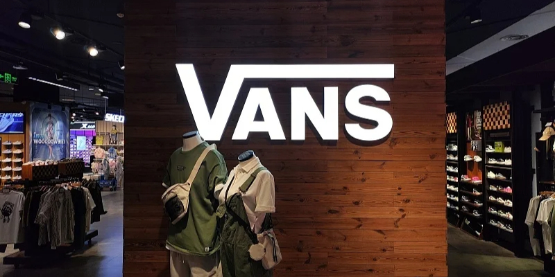 威富集团任命lululemon前首席产品官为Vans全球品牌总裁_凤凰网