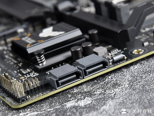 新年第一炮 华硕B760M重炮手WIFI二代主板评测