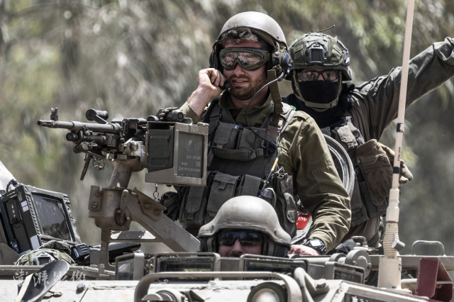以军正在推进对拉法的地面行动计划。另据以色列官员的消息称，以军目前已经为进攻拉法做好所有必要准备/澎湃影像