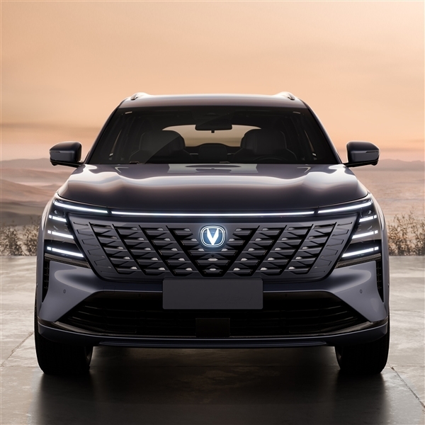 最畅销的国产SUV之一 新一代长安CS75 PLUS官图:配1.5T发动机