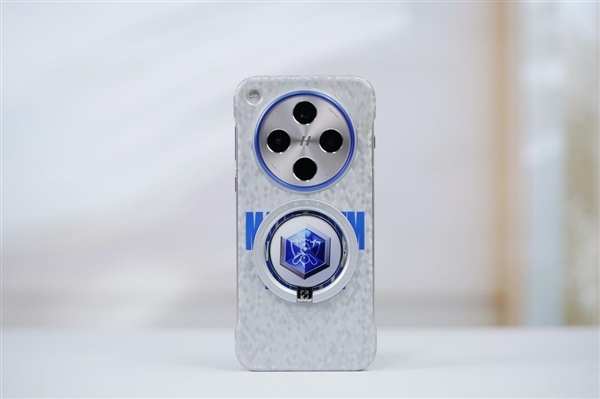 限量5000份!OPPO Find X8系列英雄联盟全球总决赛纪念礼盒图赏