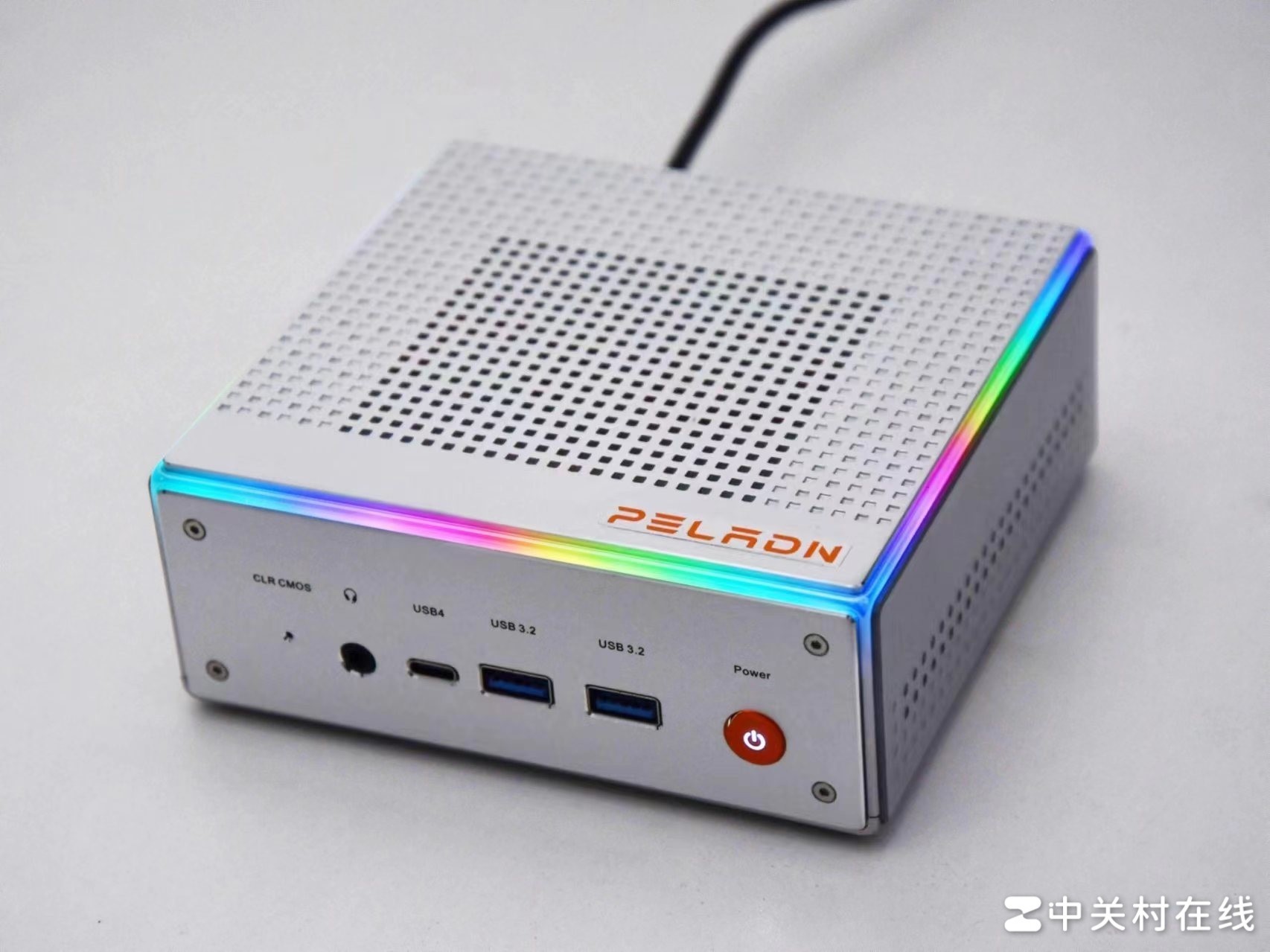 磐镭HO4迷你主机评测 小巧颜值高 轻松搞定内容创作