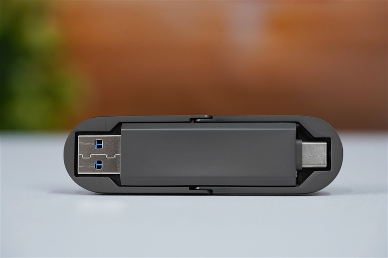 朗科US9固态U盘评测:双接口超方便、1GB/s读写两倍于SATA SSD