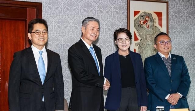 台媒透露柯文哲新人事布局,民众党秘书长人选锁定周榆修_凤凰网