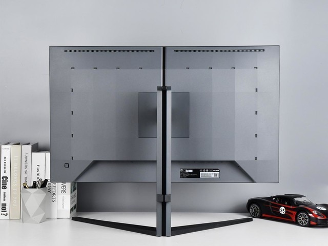 Evnia 32M2N6800M显示器评测:外观商务的游戏精英