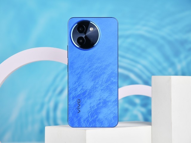 6000mAh才是超强续航 vivo Y200i打破续航纪录