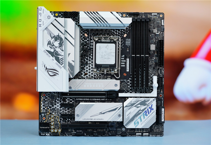 限定モデル？ 新自作PC用マザーボード到着！ ASUS B760-G GAMING