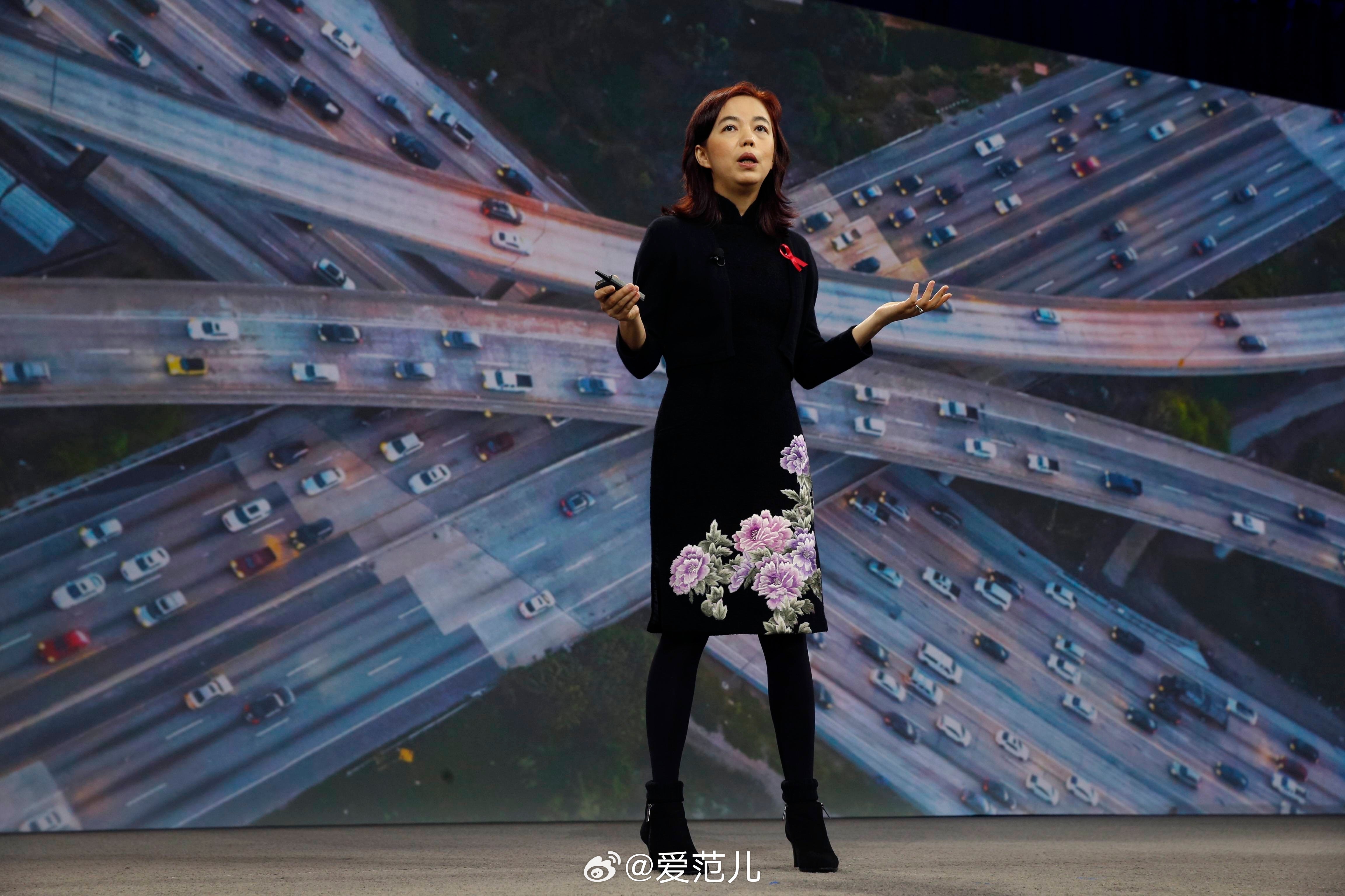 报道称，著名斯坦福大学AI 学者李飞飞为其初创公司World L_凤凰网