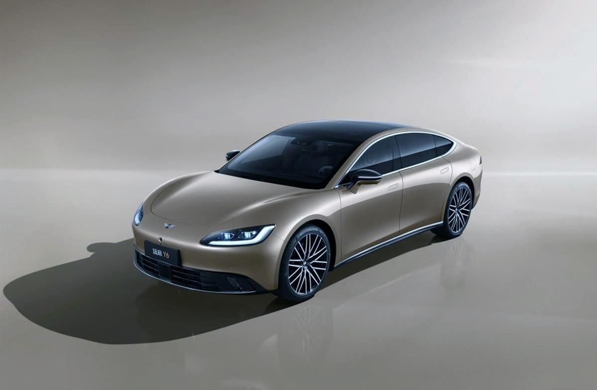 2023年最长续航电动车TOP10,800km是及格线,超1000km的有3款!