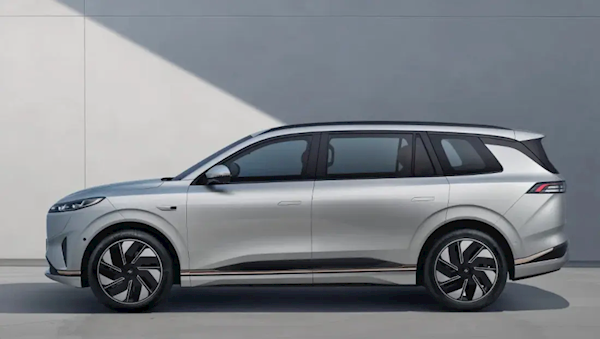 20万级大五座SUV!东风奕派eπ008五座版正式官宣