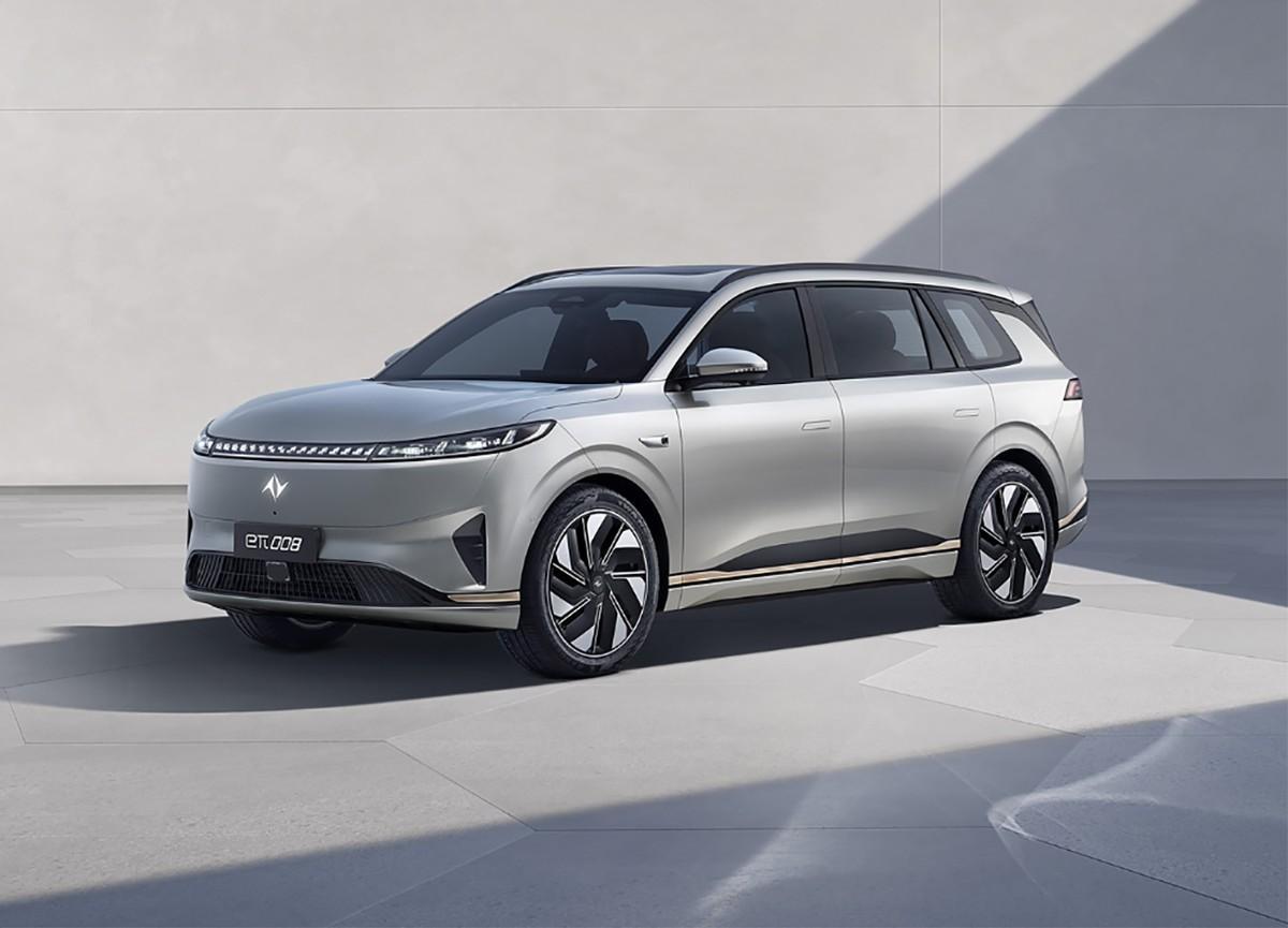 想要冰箱彩电大沙发?不用只盯着理想L8