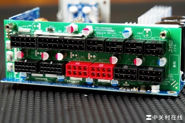 【有料评测】百盛高能XG850电源评测 极致性价比真白金国货